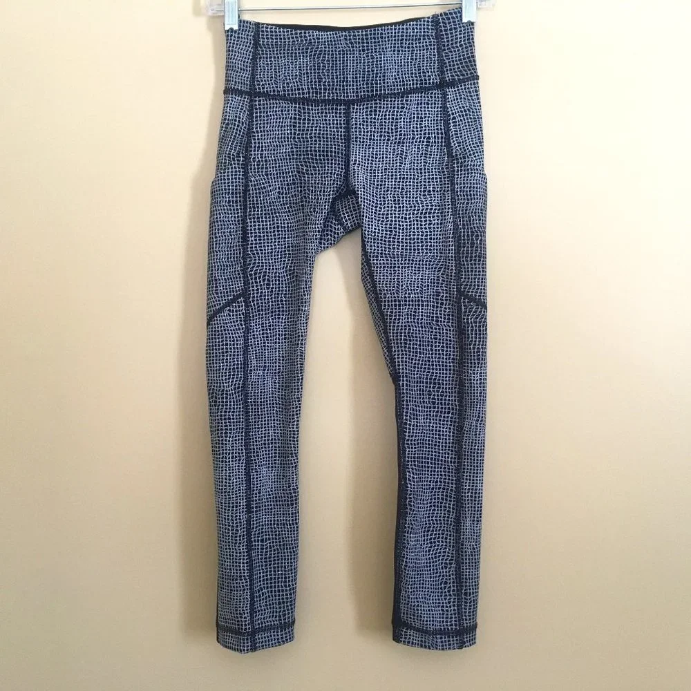 Lululemon Speed Tight V Fall Net Crop Leggings 2 Athletic Running Gym Workout
